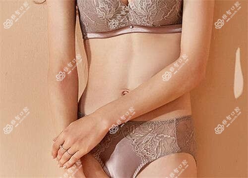冷光美白的详细资料?冷光美白手术疼吗?以及恢复时间介绍?