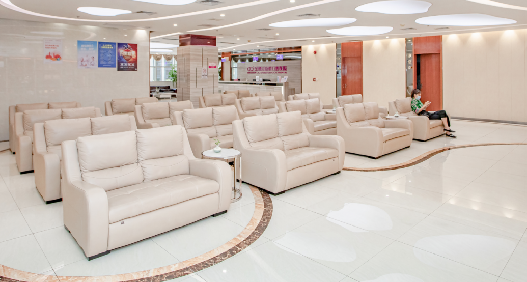 深圳爱康健口腔医院候诊区