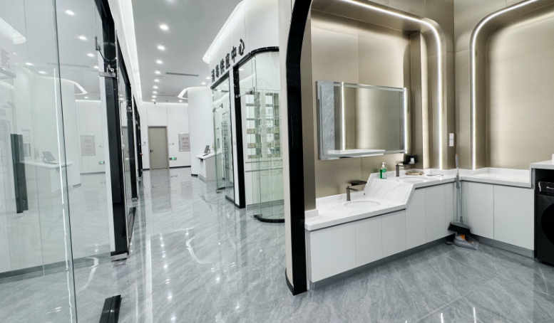 三、橙美口腔海口分院怎么样?资质正规,价格优惠,服务贴心