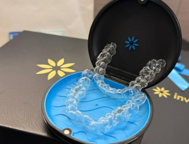 五、舌侧隐形矫正:价格较高,适合对美观要求极高的人群