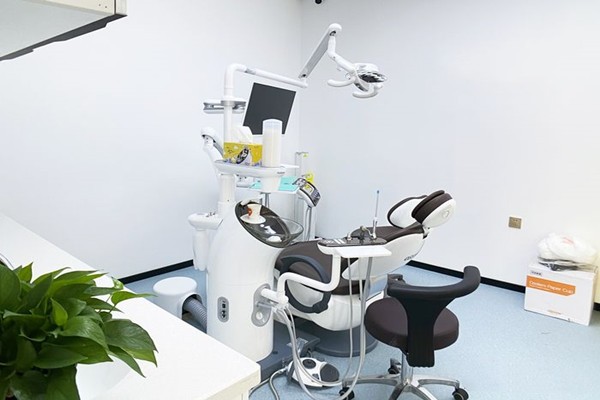 五、辽阳维尔口腔门诊部