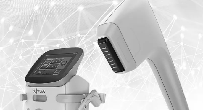 二、7D聚拉提398体验靠谱吗｜机构选择与风险提示