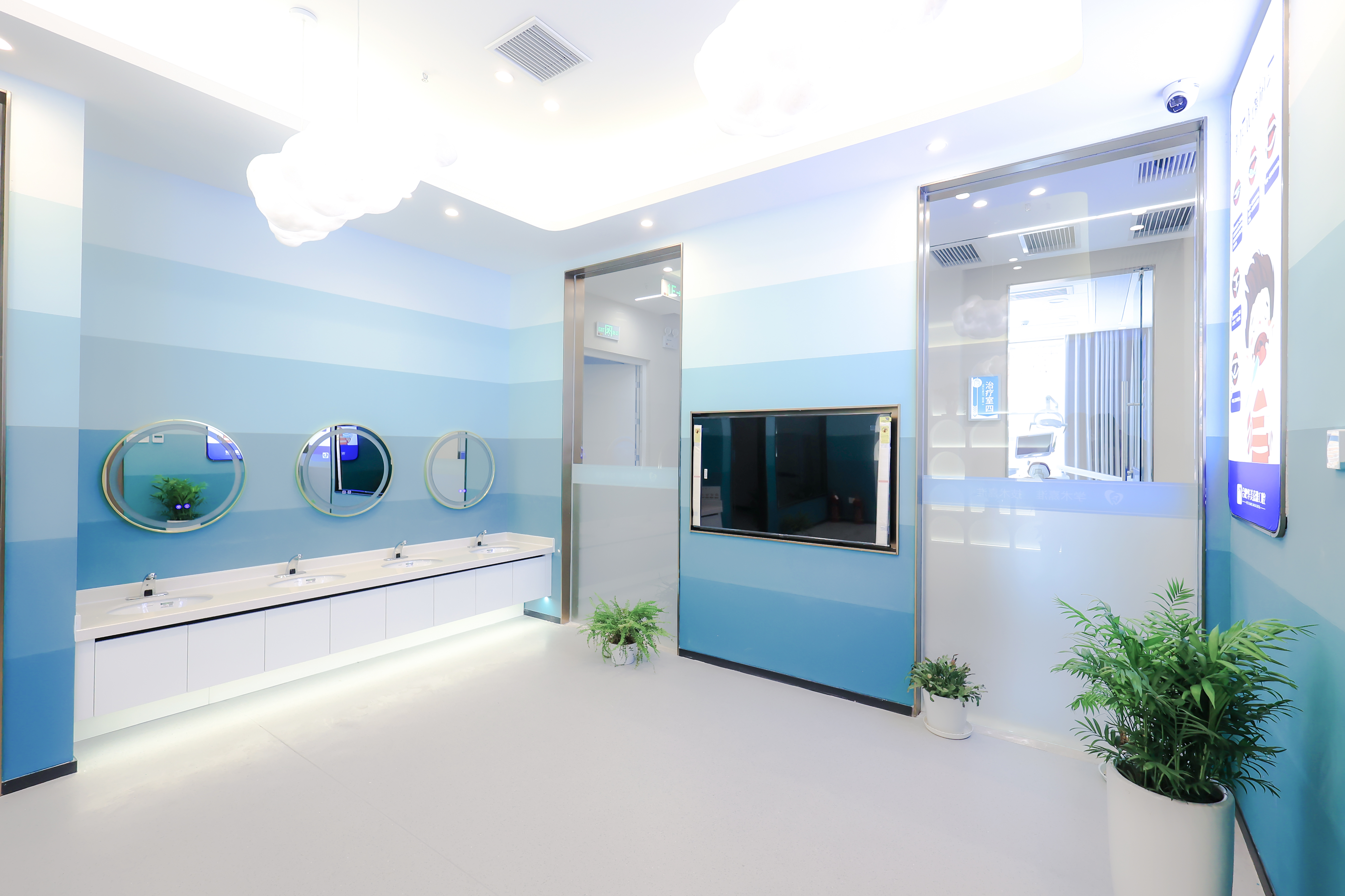 七、合肥华美整形医生：技术、资质与用户评价的全方面解析