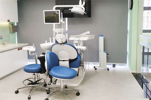 三、重庆维乐口腔