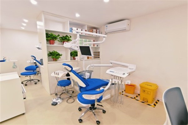 十、许昌莲城口腔门诊部
