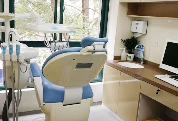 二、上海永华口腔门诊部