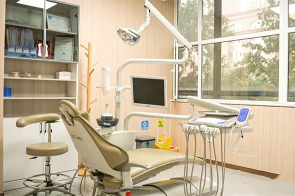 四、石家庄爱眼眼科医院口腔科