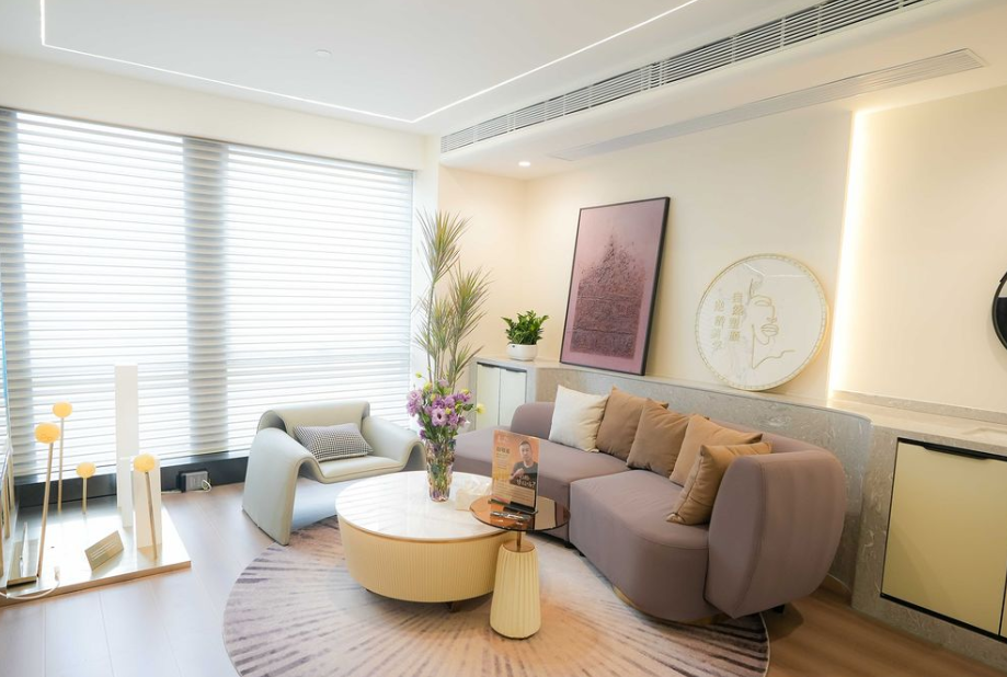 广州华美整形美胸多少钱？2026年假体/脂肪/复合隆胸价格全解析！