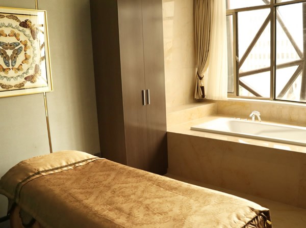 四、武汉亚韩整形医院用户口碑与避坑指南